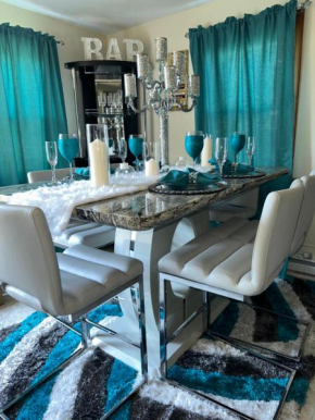 Luxurious Home In Dennis Port